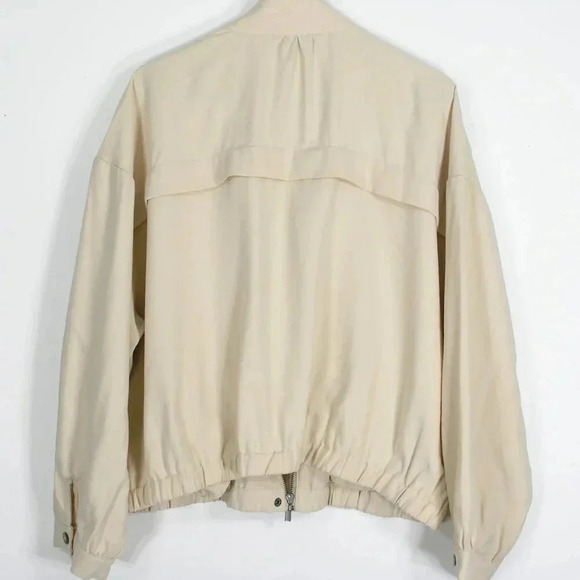 Nine West Women's Lightweight Utility Bomber Jacket zip/button color Ivory/Cream - Picture 3 of 3